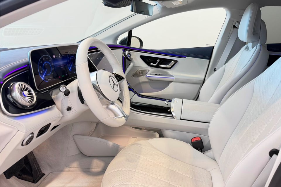 Mercedes EQE300 AMG Line 4d