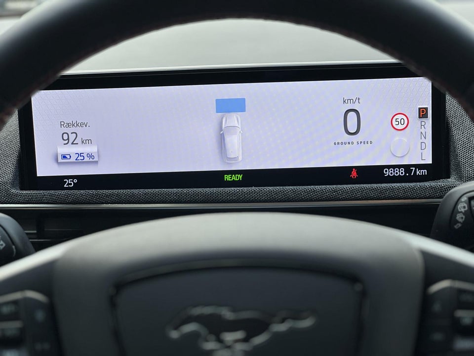 Ford Mustang Mach-E 75 Standard Range AWD 5d