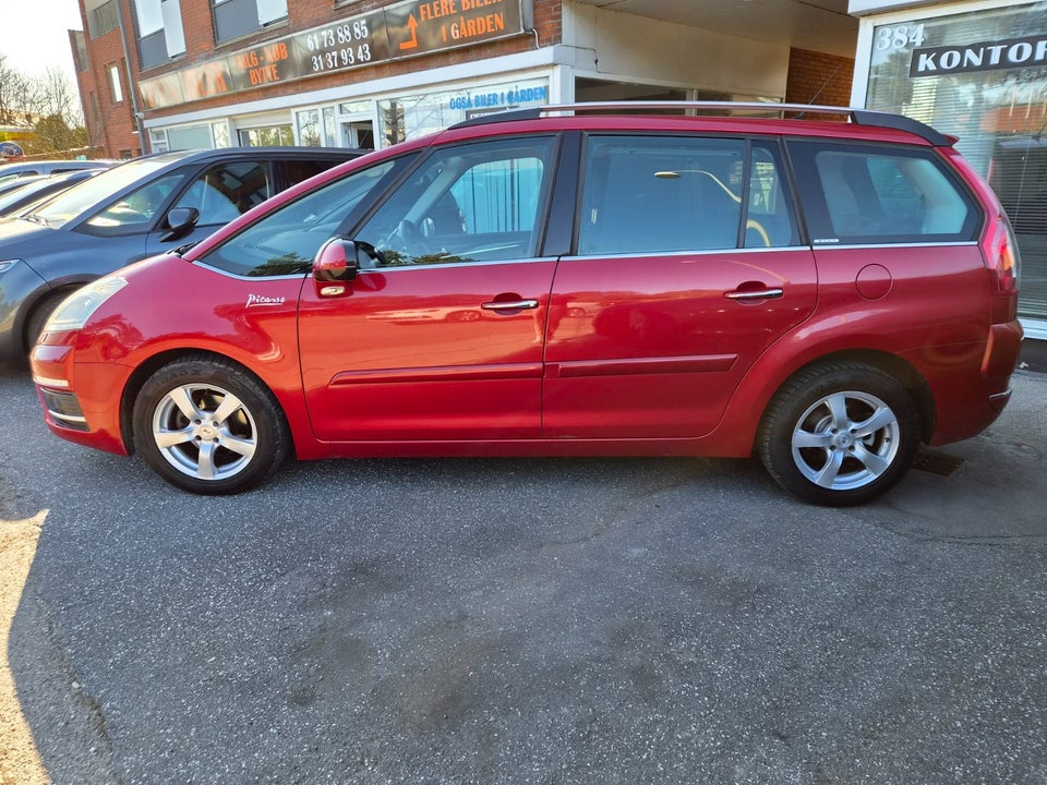 Citroën Grand C4 Picasso 1,6 e-HDi 112 Exclusive E6G 7prs 5d