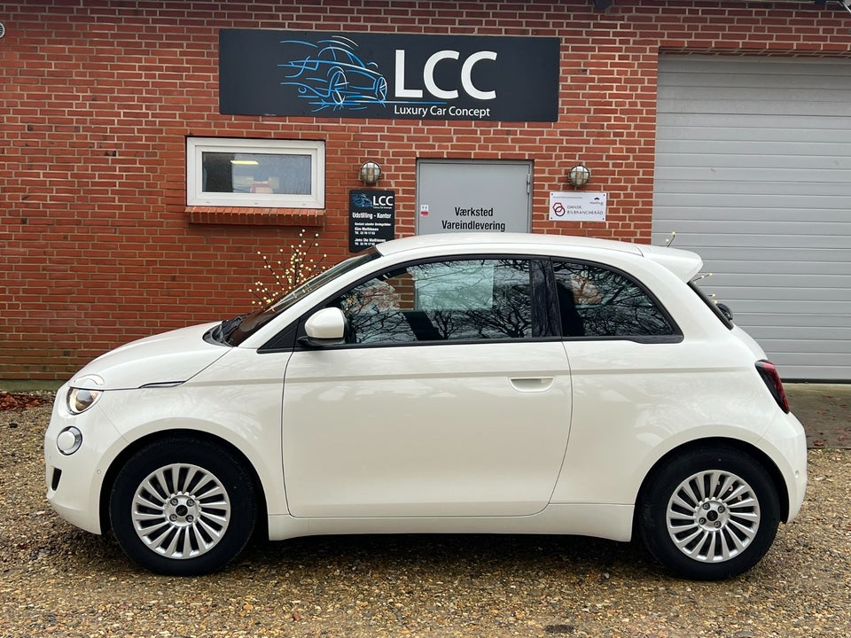 Fiat 500e 42 Icon 3d