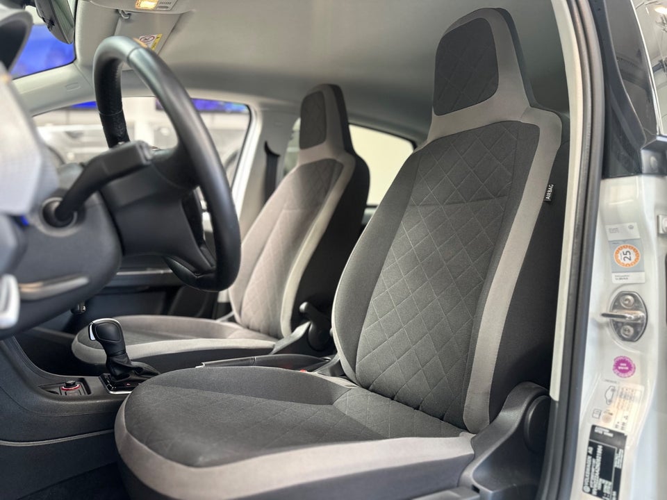 VW e-Up! Style Plus 5d