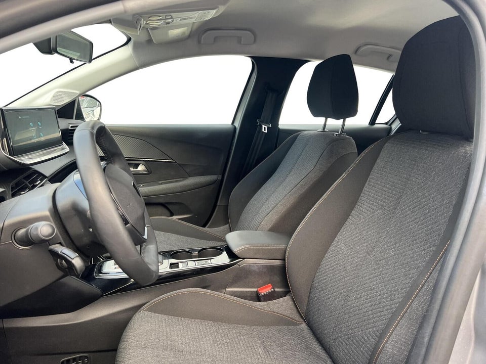 Peugeot e-208 50 Style 5d
