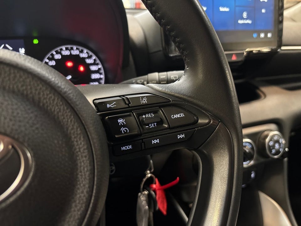 Toyota Yaris 1,5 Active Van 5d