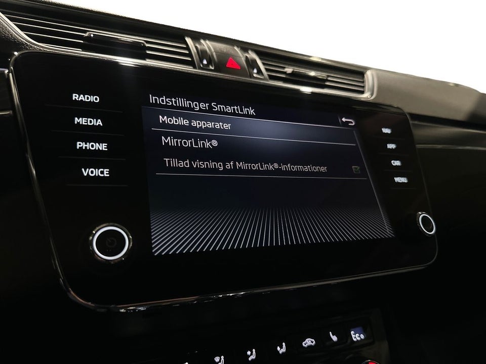 Skoda Superb 1,4 TSi iV Plus Combi DSG 5d