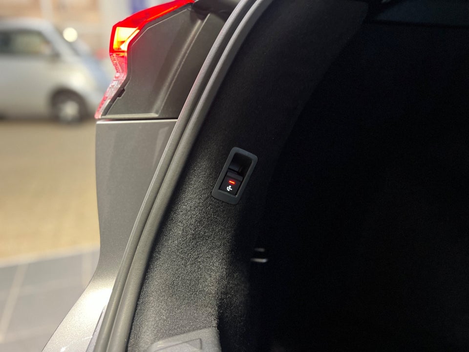 Audi Q4 e-tron 45 S-line 5d