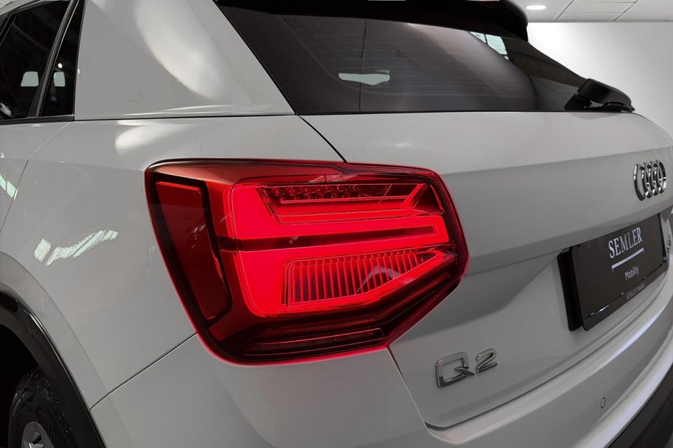 Audi Q2 35 TFSi Prestige S-tr. 5d