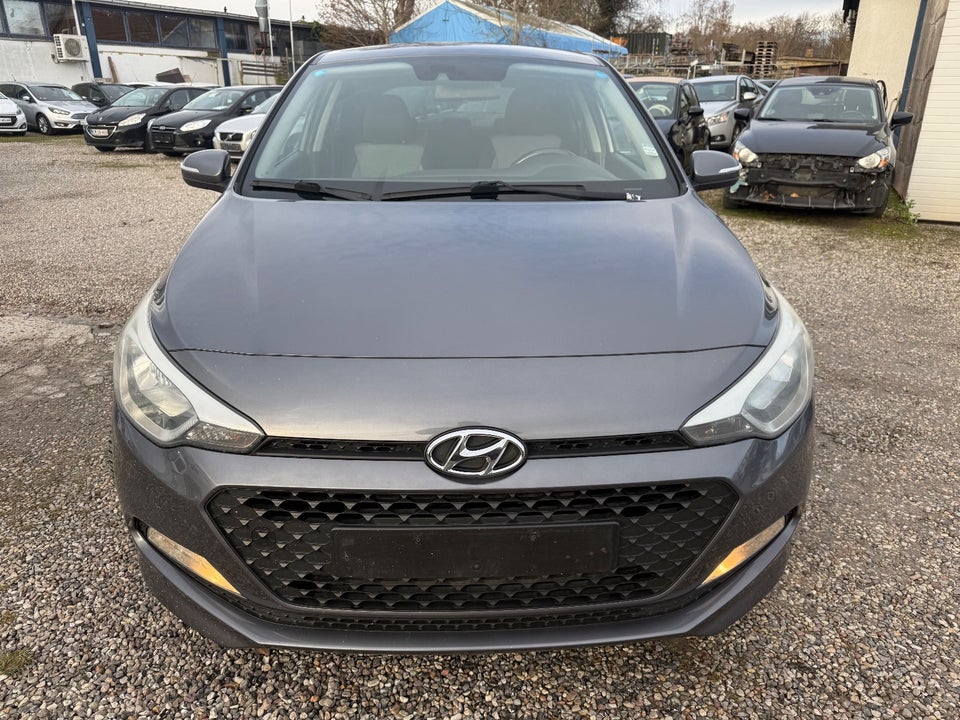 Hyundai i20 1,25 Trend 5d