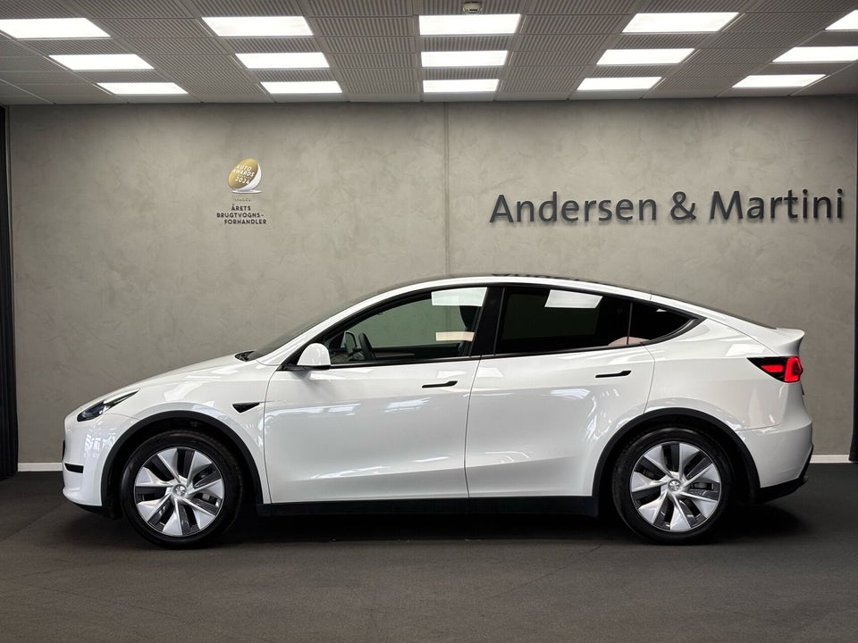 Tesla Model Y RWD 5d