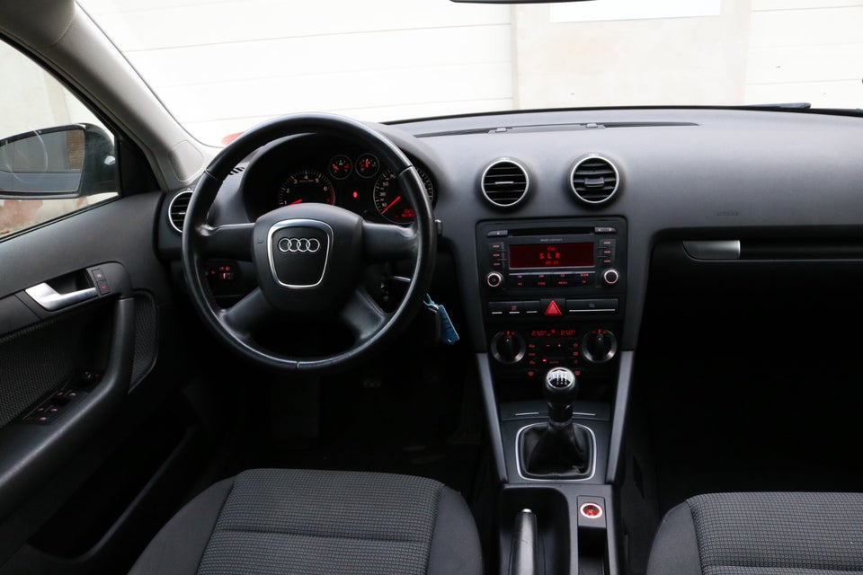 Audi A3 1,4 TFSi Ambiente Sportback 5d