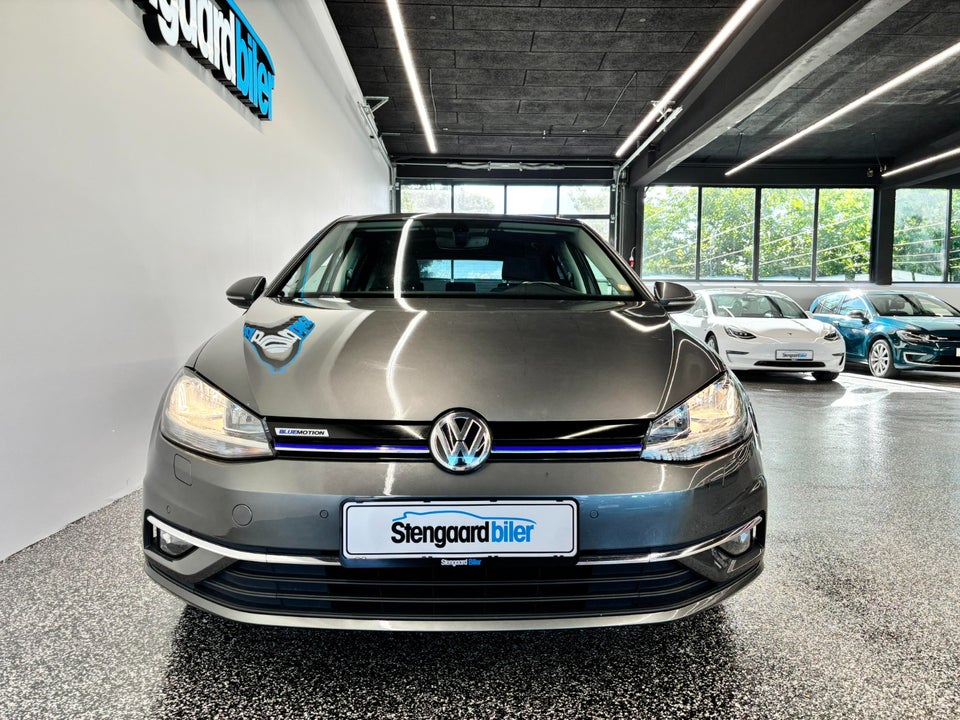 VW Golf VII 1,5 TSi 130 Comfortline DSG 5d