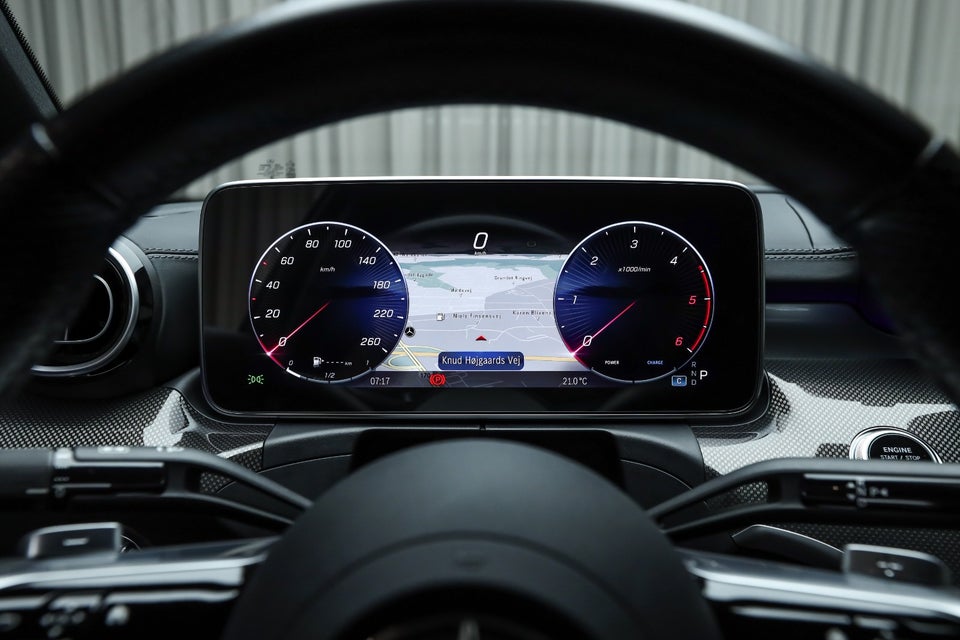 Mercedes C220 d 2,0 AMG Line aut. 4d