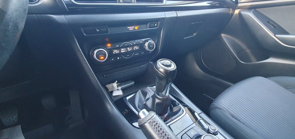 Mazda 3 2,2 SkyActiv-D 150 Vision 4d