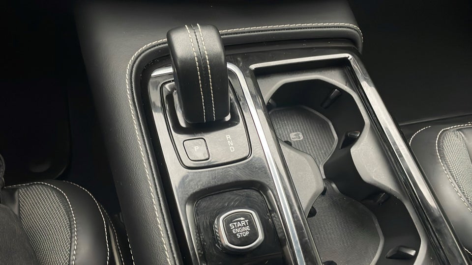 Volvo S60 2,0 T8 ReCharge R-Design aut. AWD 4d