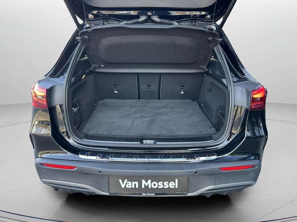 Mercedes EQA350 AMG Edition 4Matic 5d