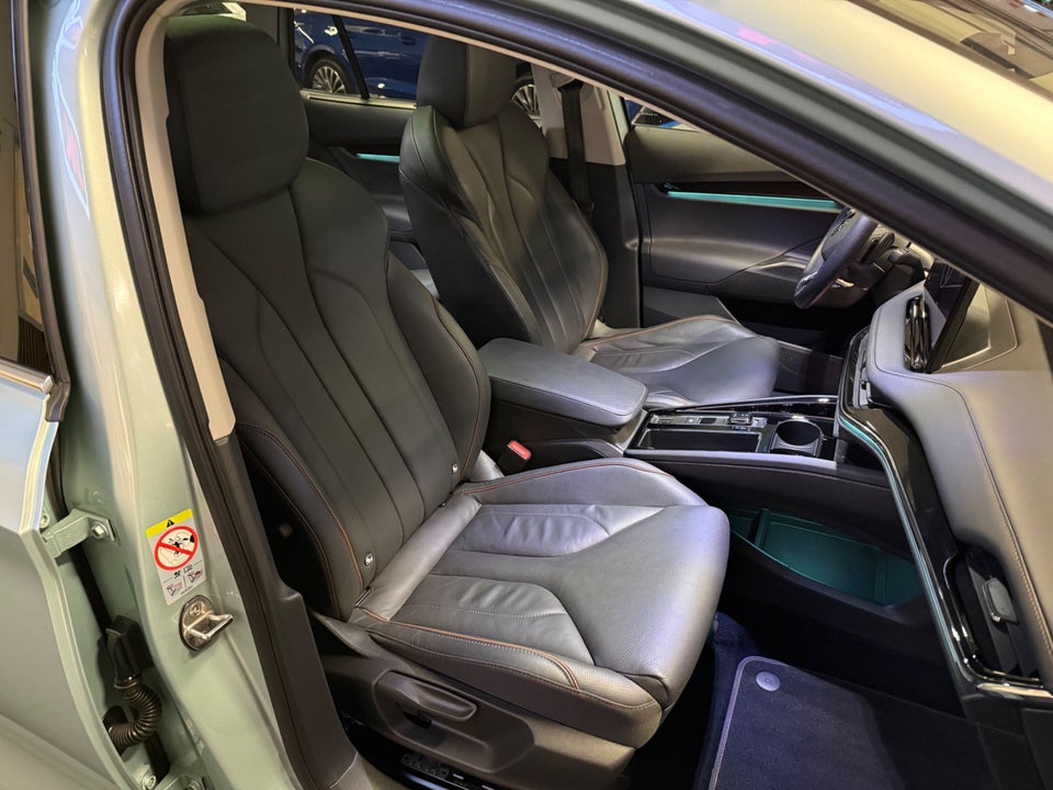 Skoda Enyaq 80 iV Suite 5d