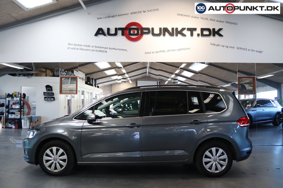 VW Touran 1,6 TDi 115 Comfortline DSG 7prs 5d