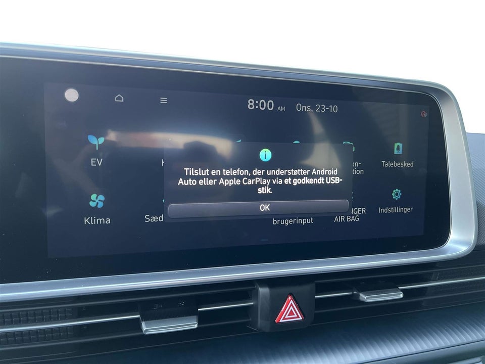 Hyundai Ioniq 6 77 Essential 4d