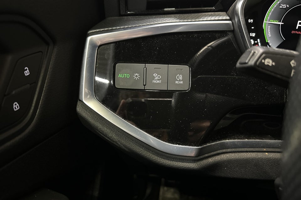 Audi Q3 45 TFSi e S-line plus S-tr. 5d
