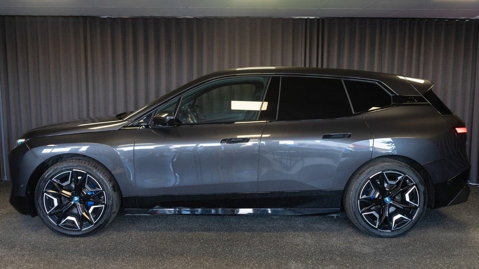 BMW iX xDrive40 Sport 5d