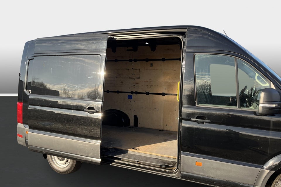 VW Crafter 35 2,0 TDi 177 Kassevogn L3H3 aut.