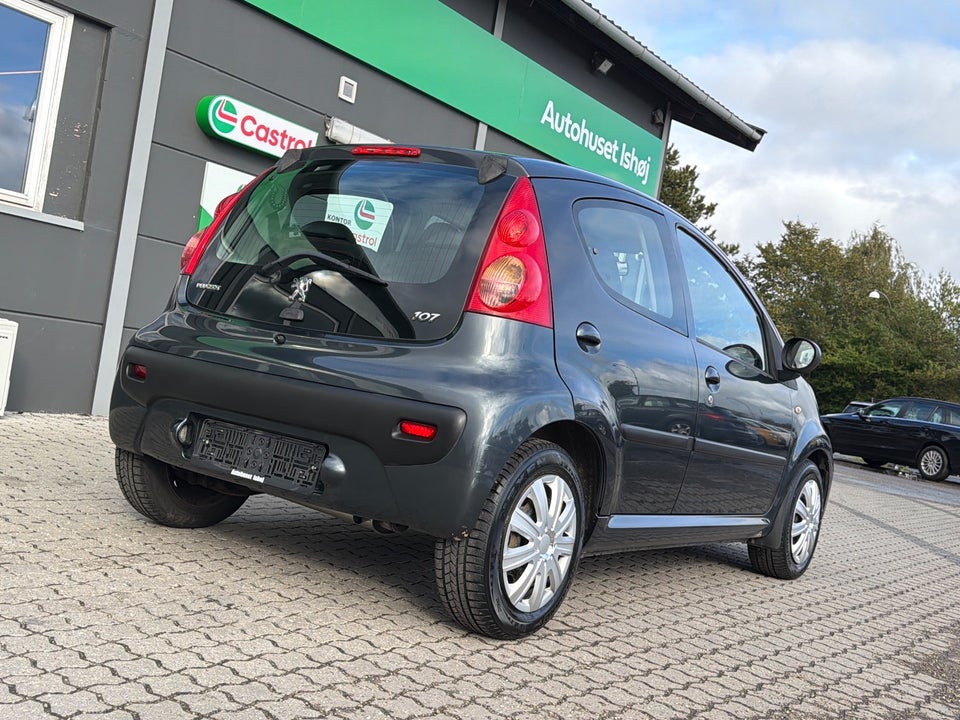 Peugeot 107 1,0 Active 5d