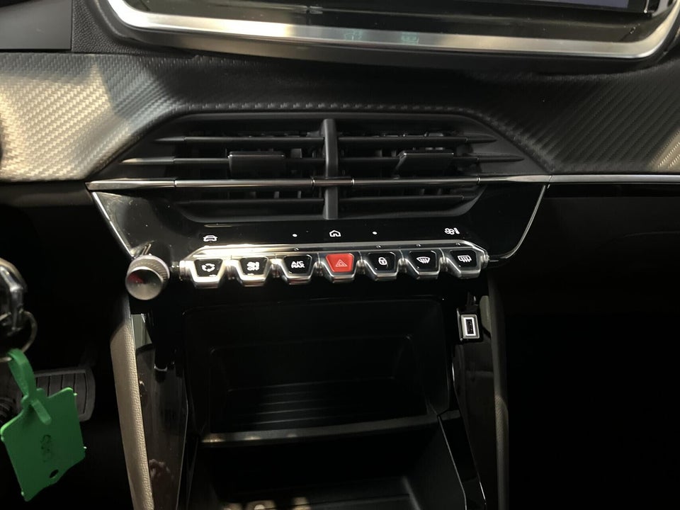 Peugeot e-208 50 Style 5d