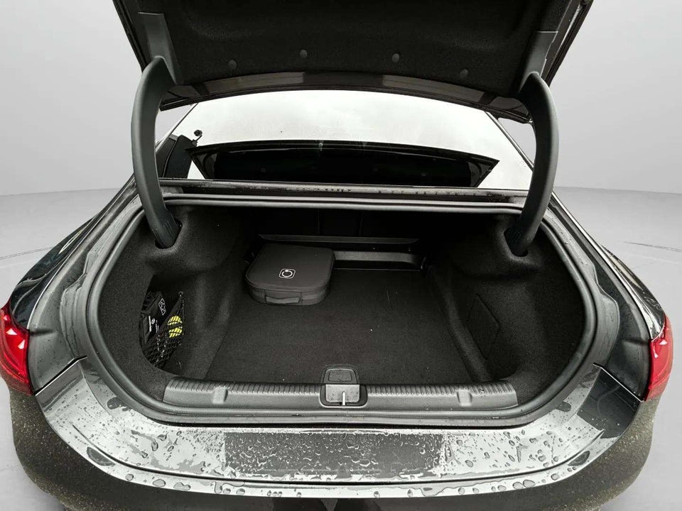 Mercedes EQE350+ AMG Line 4d