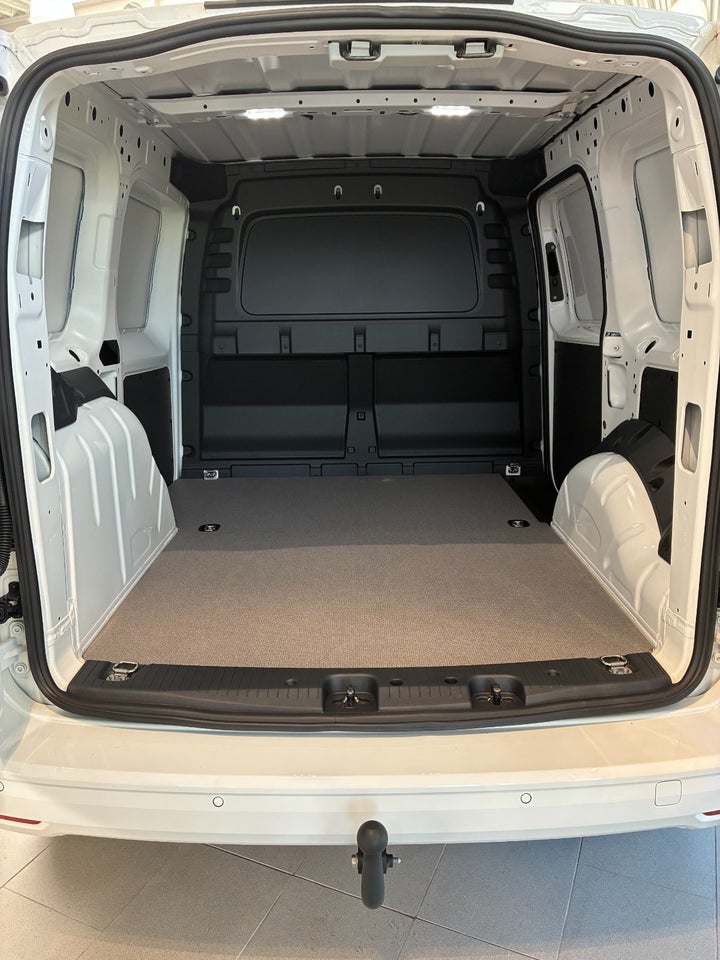 VW Caddy 2,0 TDi 122 DSG Cargo