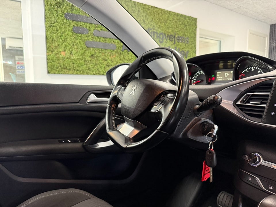 Peugeot 308 1,6 BlueHDi 120 Active SW EAT6 5d