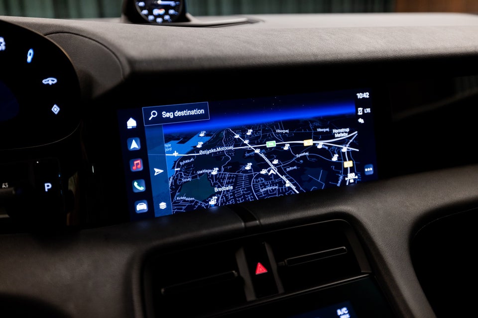 Porsche Taycan 4 Performance+ Cross Turismo 5d