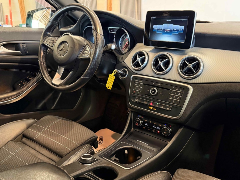 Mercedes GLA220 d 2,2 aut. Van 5d