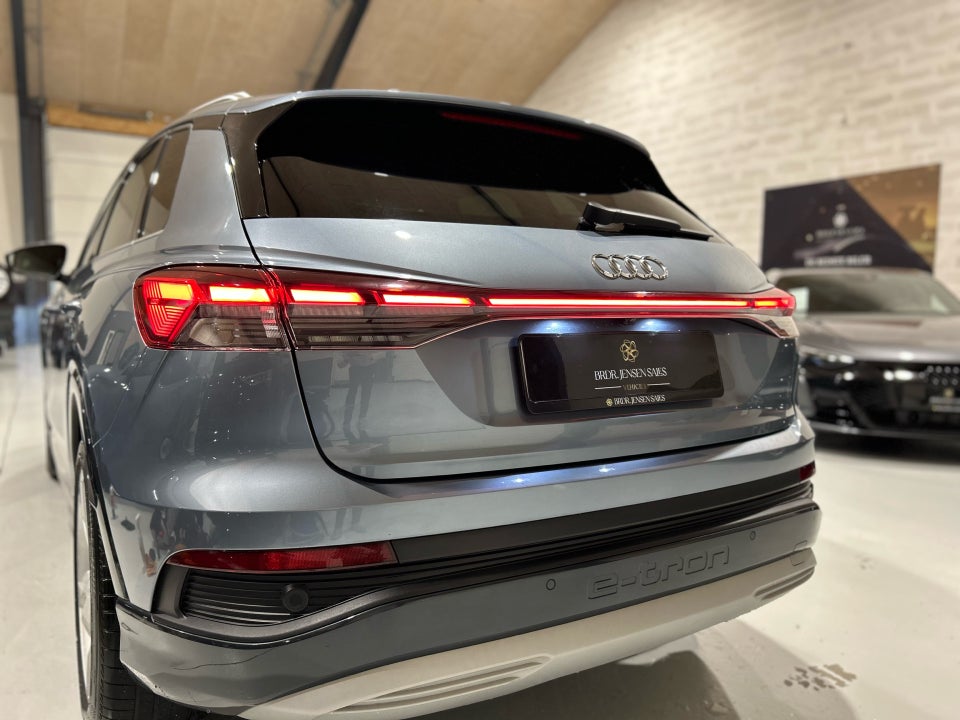 Audi Q4 e-tron 40 Advanced 5d