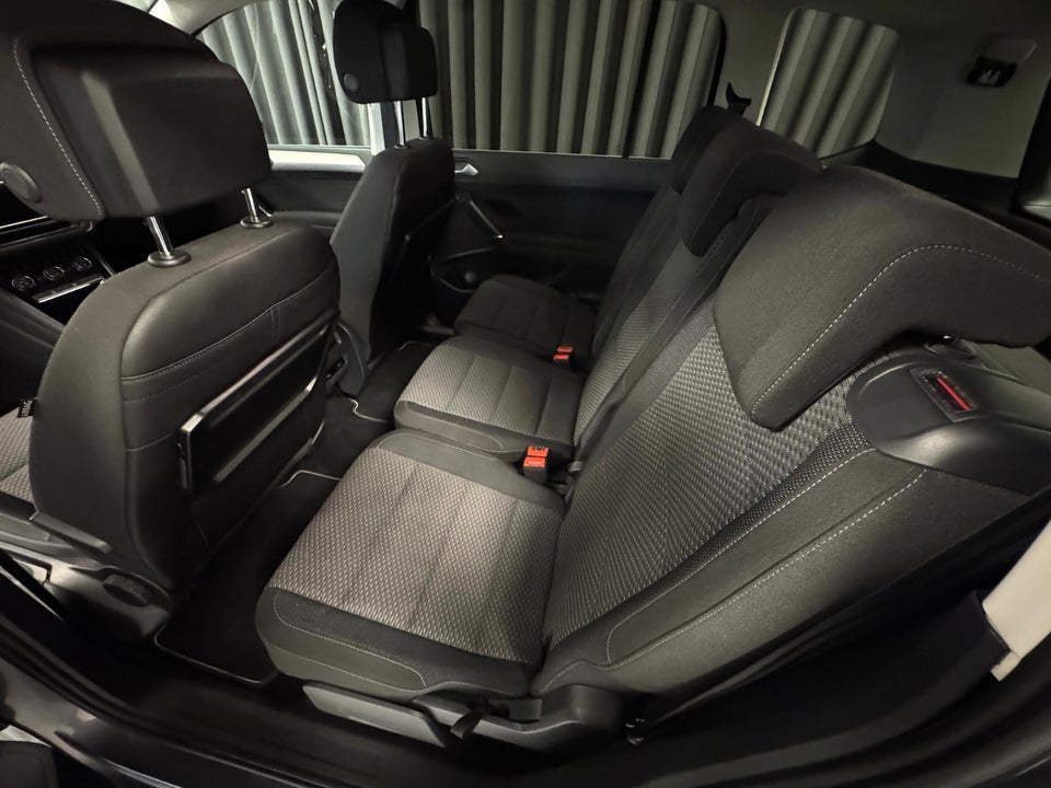 VW Touran 1,4 TSi 150 Comfortline 7prs 5d