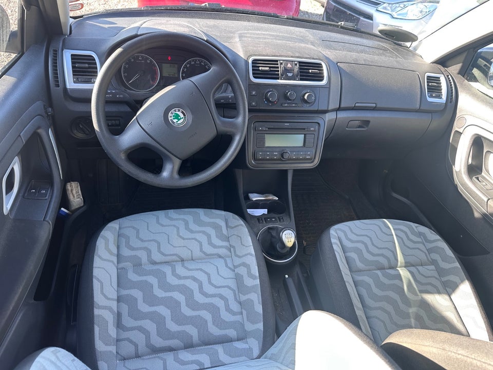 Skoda Fabia 1,4 16V Ambiente Combi 5d