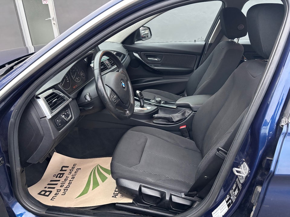 BMW 320i 2,0 aut. 4d