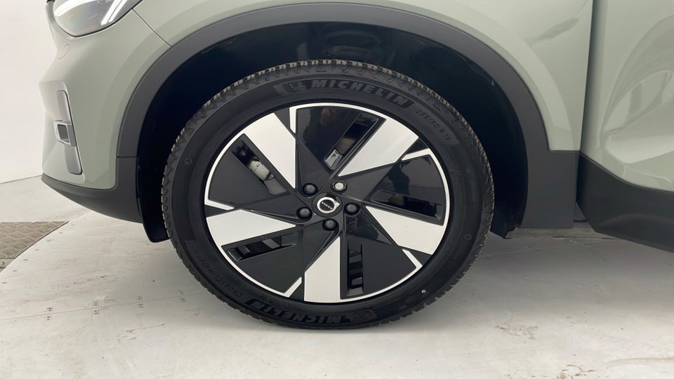 Volvo C40 ReCharge Extended Range Plus 5d