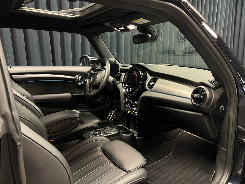 MINI Cooper SE Yours Lounge 3d