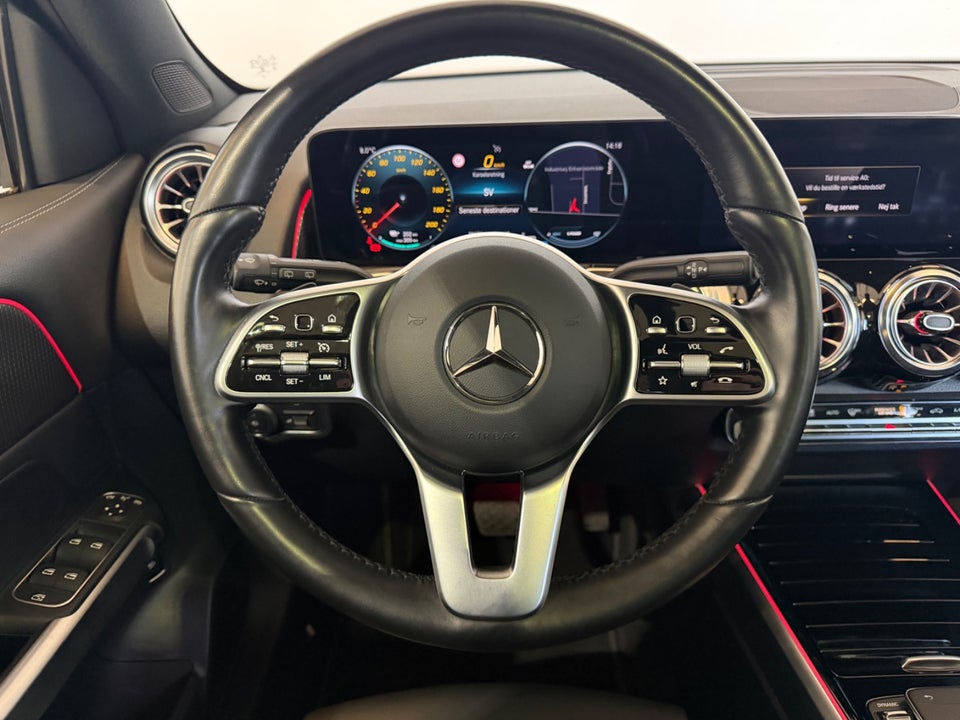 Mercedes EQB300 4Matic 7prs 5d