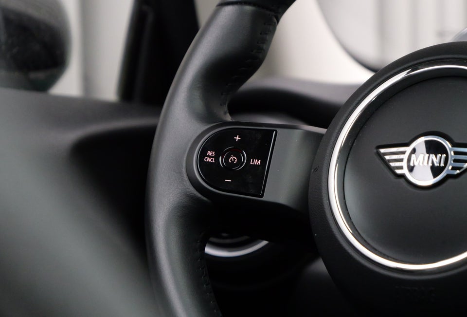 MINI Cooper SE Collection 3d