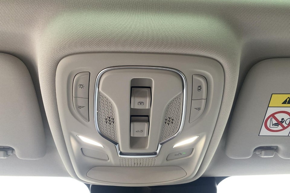 MG Marvel R Performance 5d