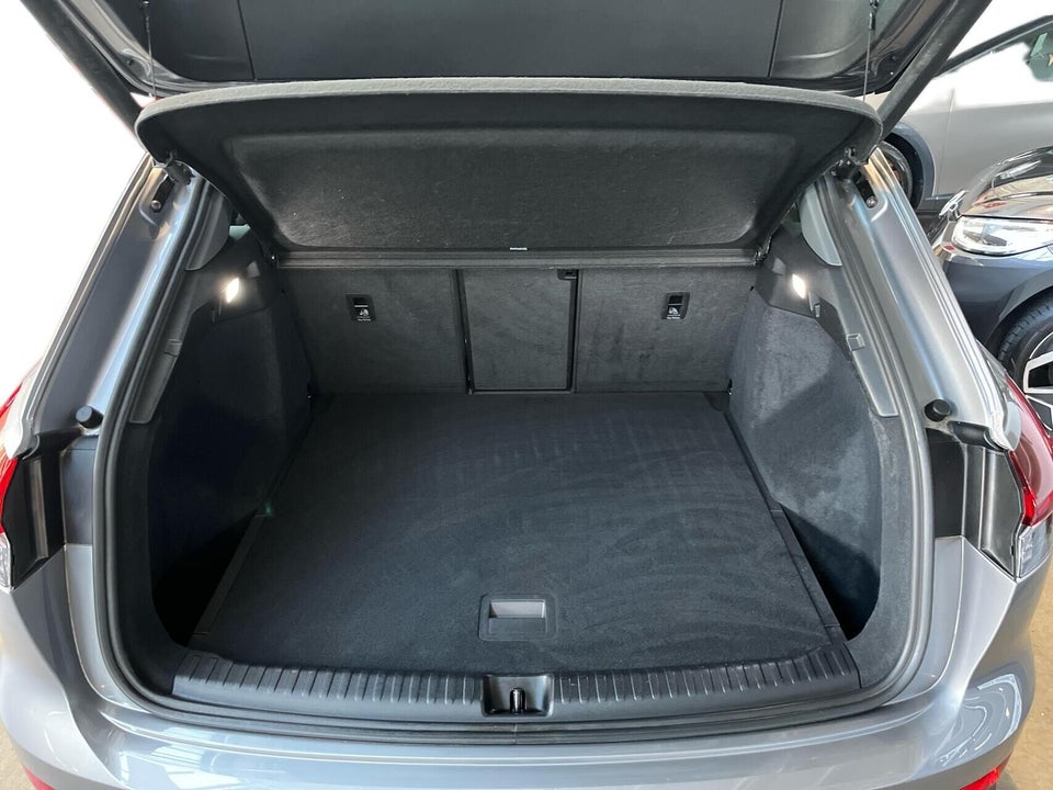 Audi Q4 e-tron 40  5d