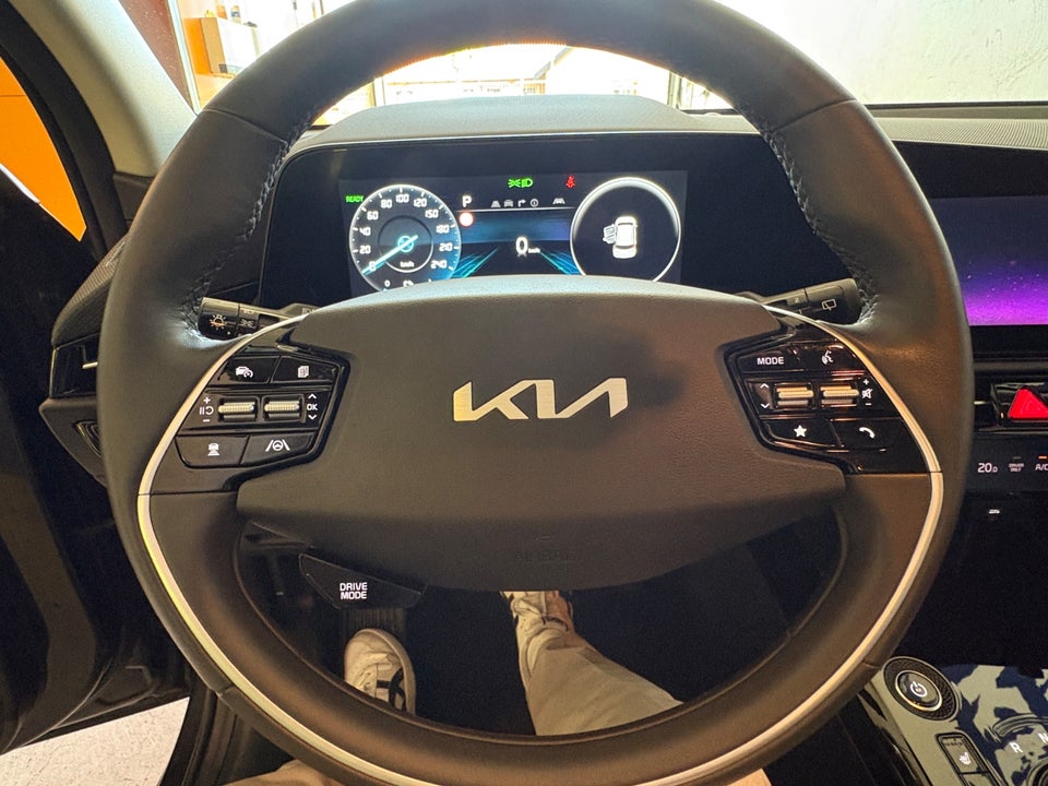 Kia Niro 64 EV Prestige 5d