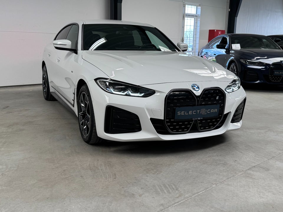 BMW i4 eDrive40 Fully Charged M-Sport 5d