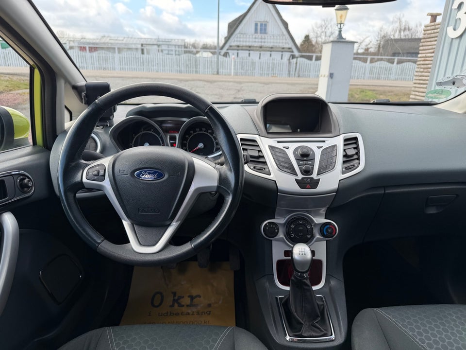 Ford Fiesta 1,6 Ti-VCT Titanium 5d