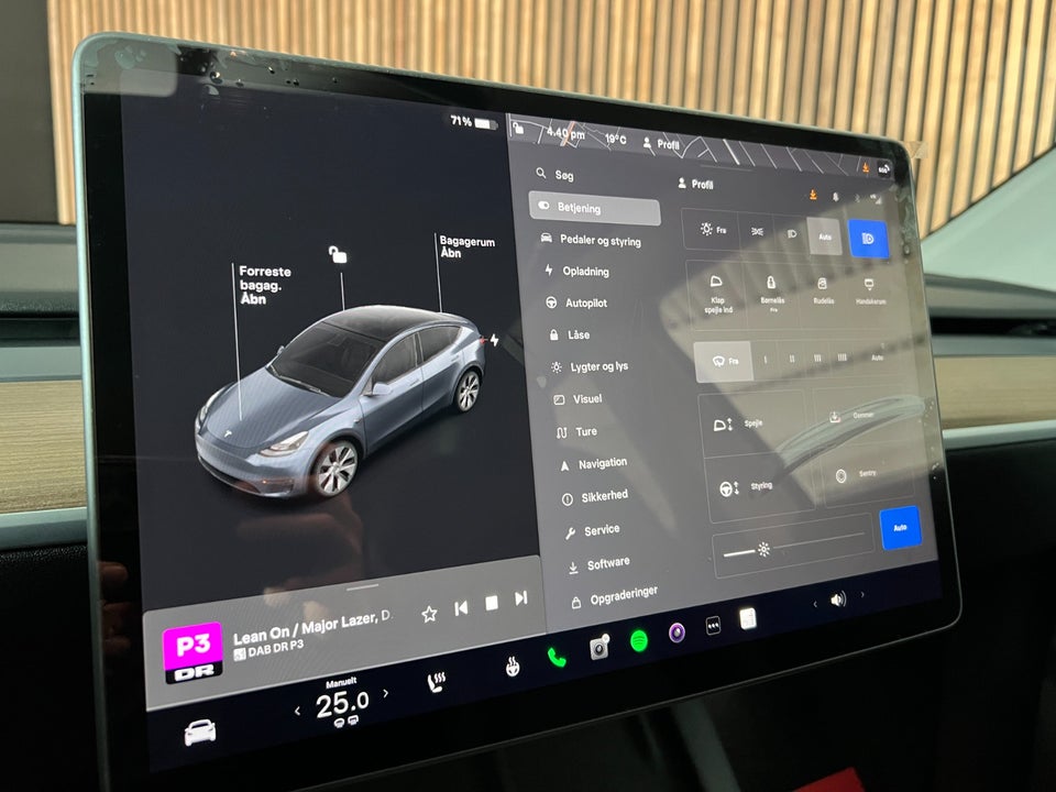 Tesla Model Y RWD 5d