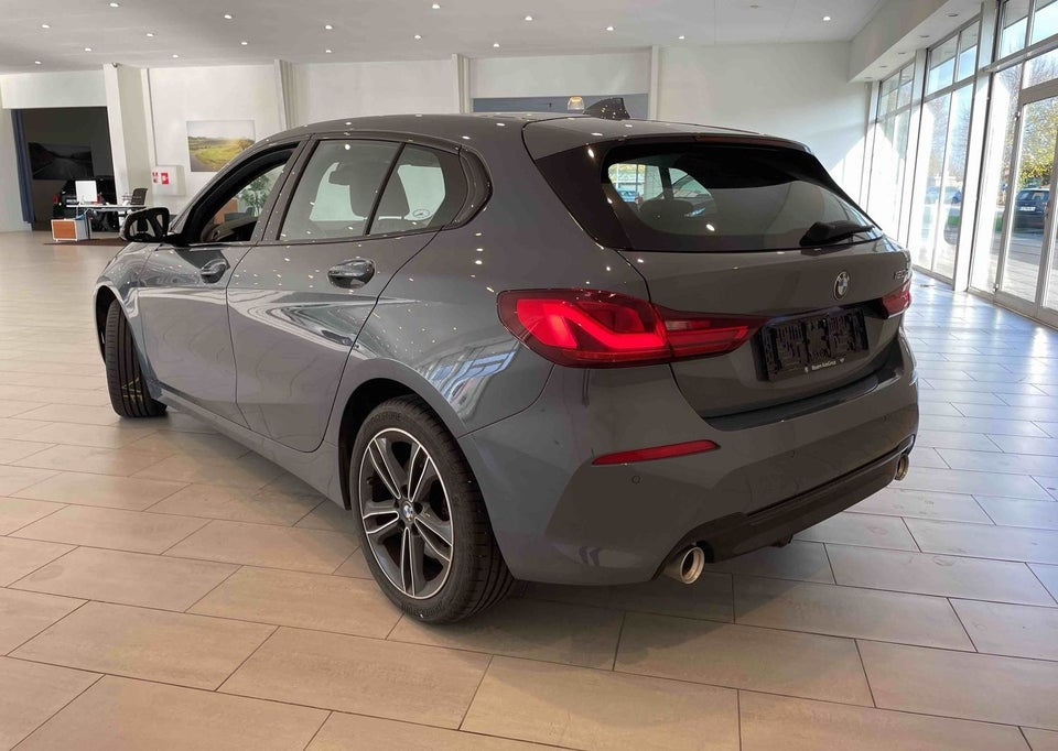 BMW 120d 2,0 Sport Line aut. 5d