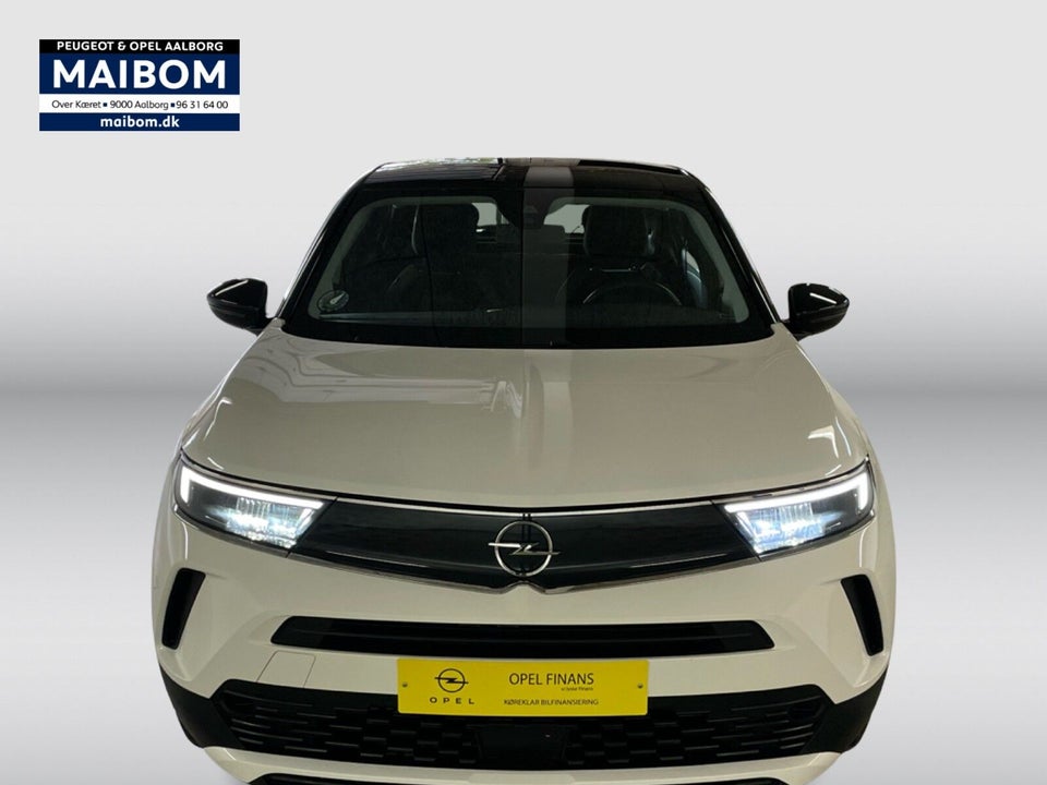 Peugeot 2008 1,2 e-THP 110 Selection Sky 5d