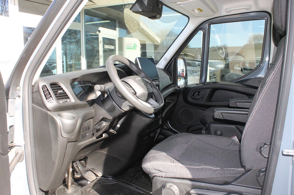 Iveco Daily 2,3 35S16 4100mm Lad AG8