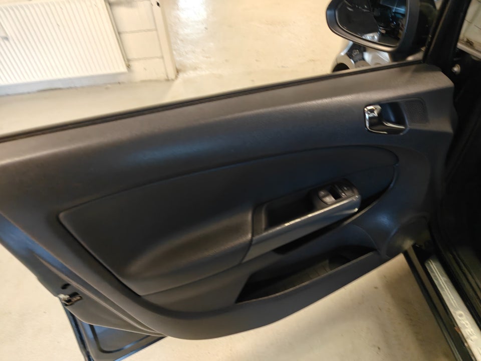 Opel Corsa 1,3 CDTi 95 Cosmo eco 5d