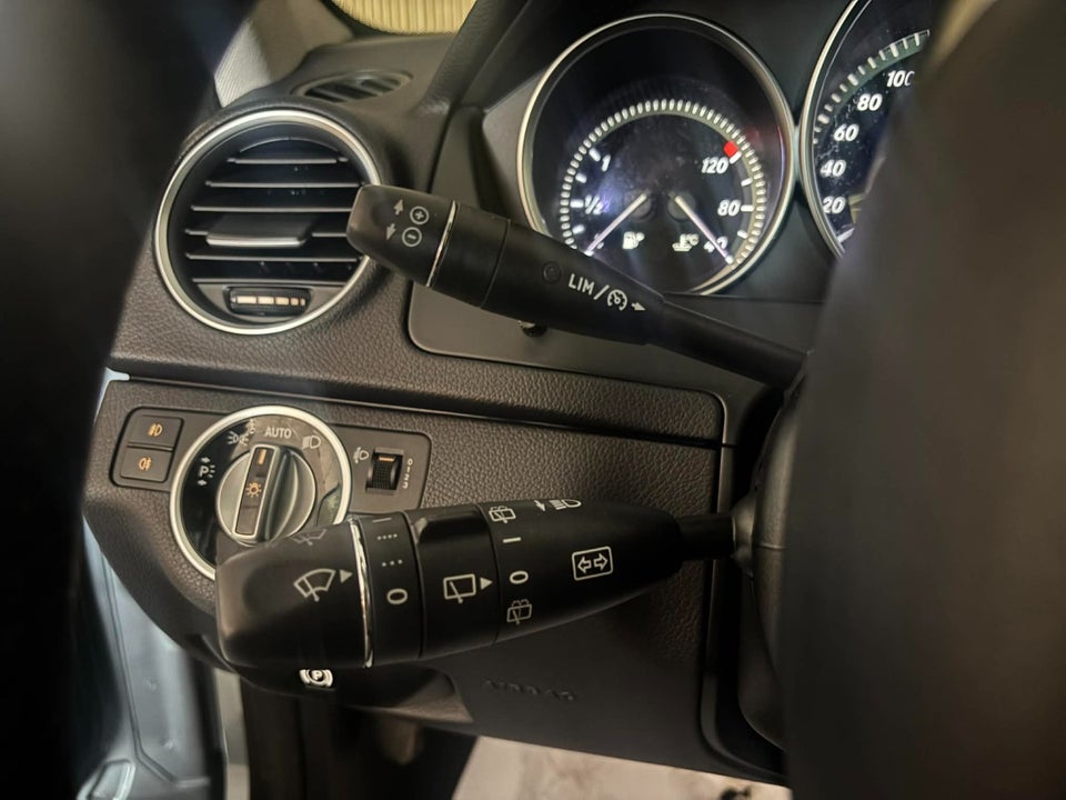 Mercedes C200 2,2 CDi Avantgarde BE 4d
